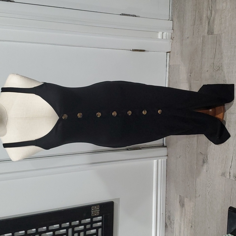 NEW Strappy Ribbed Dress with front buttons sz Medium